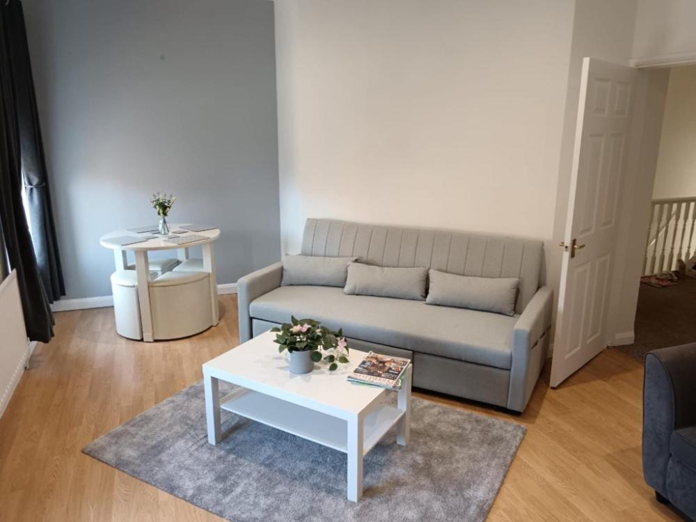 Welcome To This Flat Kettering Luaran gambar